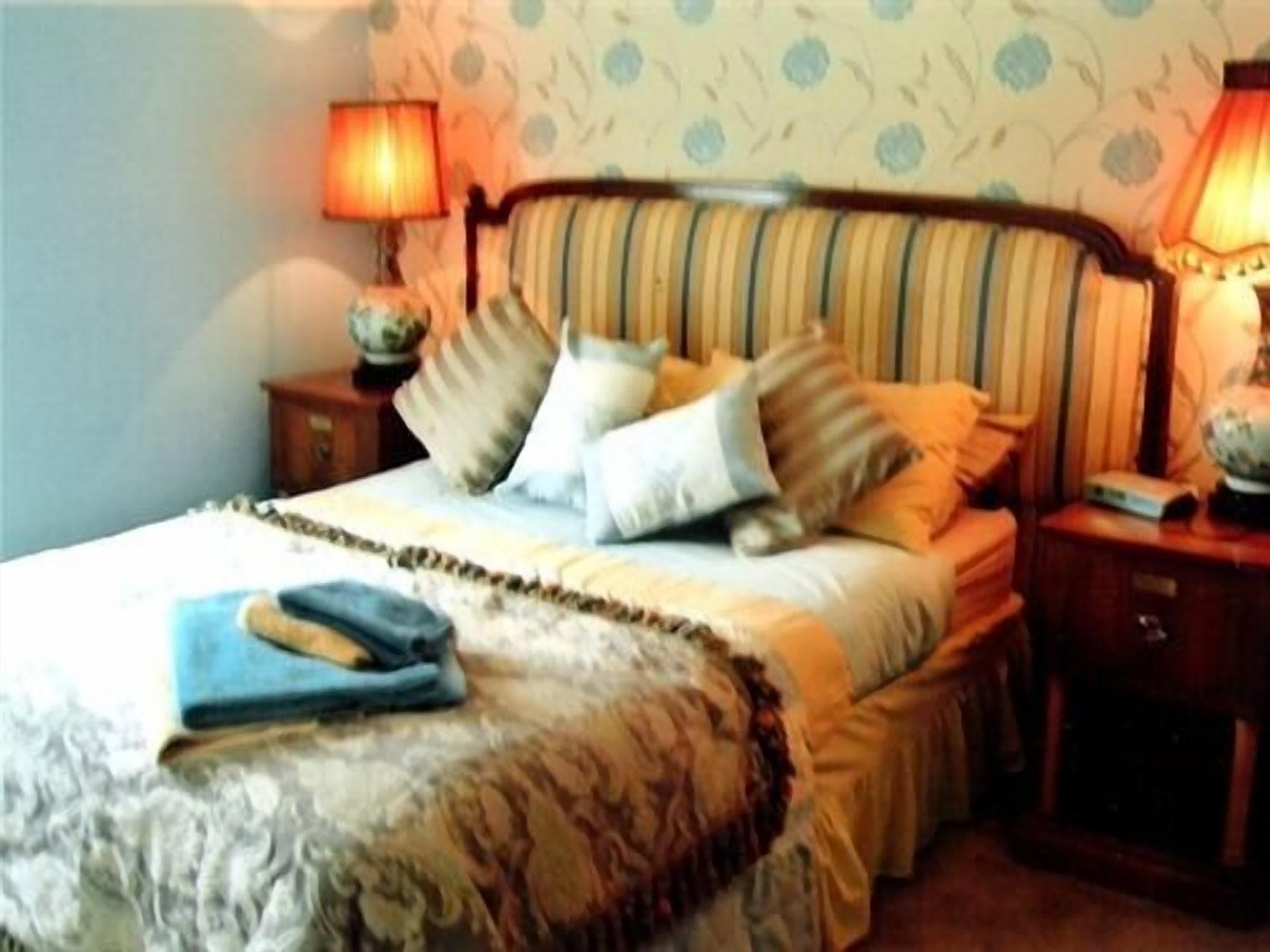 Emerald Guest House EDI Exterior foto